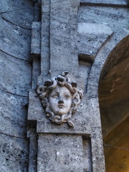 Medusenhaupt Neutor Salzburg